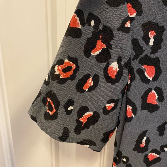 Caramela Adorable Shirt Leopard Print Made in USA - Picture 2 of 6